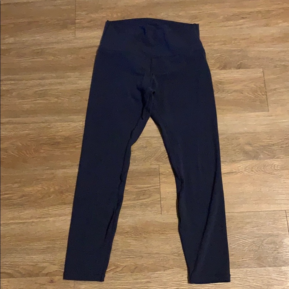EUC Navy Blue ECHT leggings.